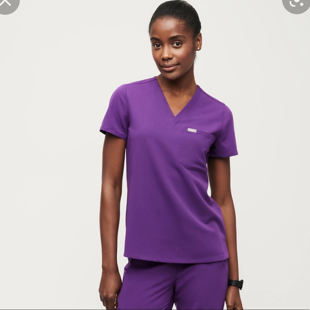 Figs Casma One Pocket Scrub Top